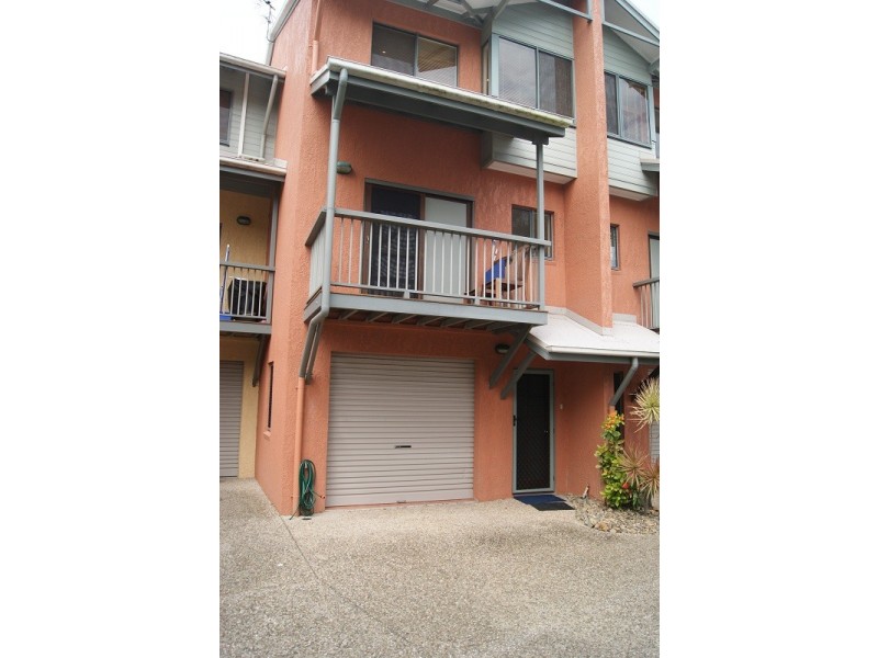 4/32 Bassett St, North Mackay QLD 4740