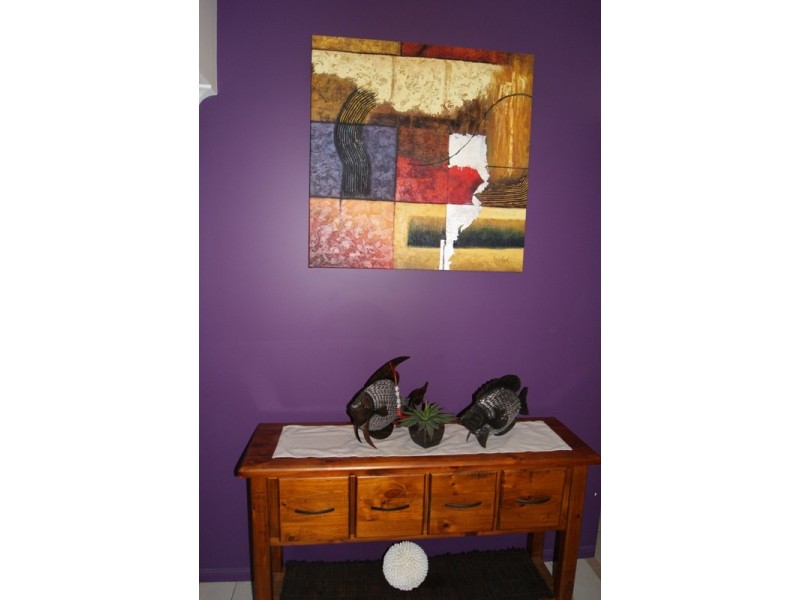 28 Robinson Av, Walkerston QLD 4751