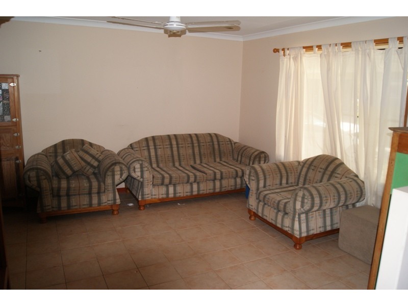 15 Seabreeze Ct, Slade Point QLD 4740