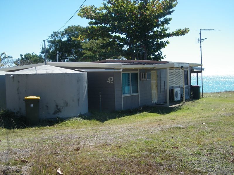 41and42 Colonial Dr, Clairview QLD 4741