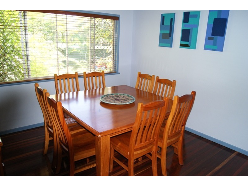 5 Bower St, Slade Point QLD 4740