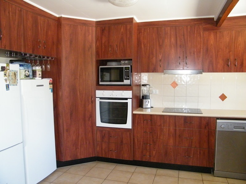 2 Hastings St, Ooralea QLD 4740