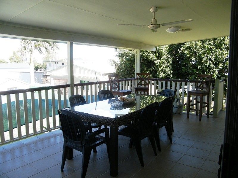 2 Hastings St, Ooralea QLD 4740