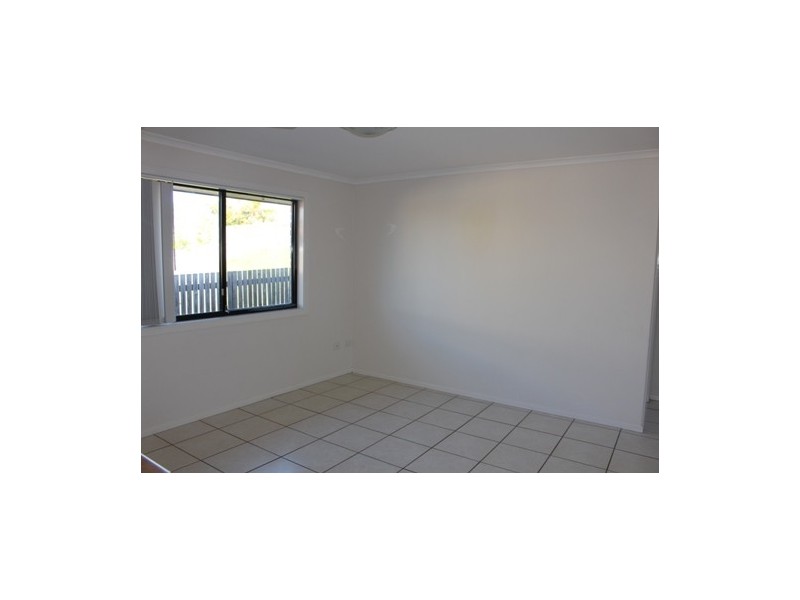 11 Lomandra Street, Boyne Island QLD 4680