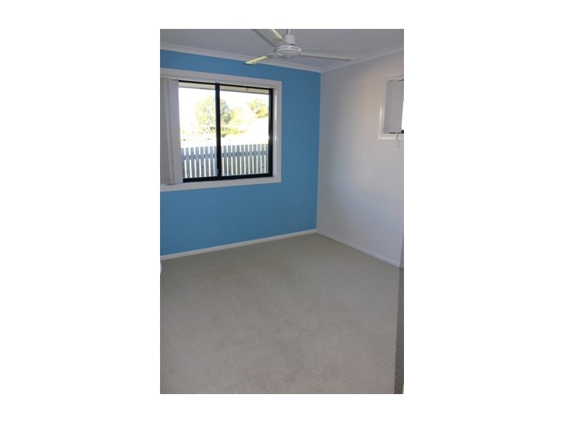 11 Lomandra Street, Boyne Island QLD 4680