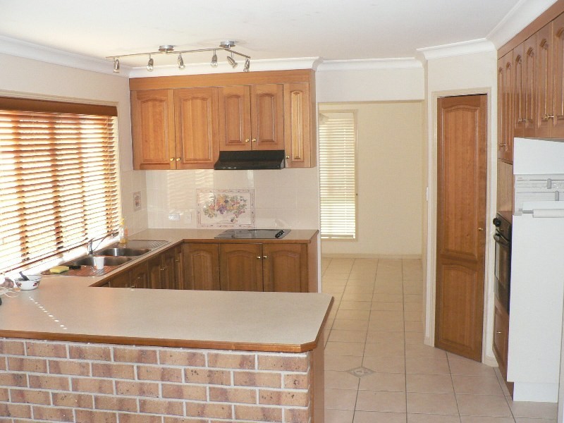 6 Delaney ct, Tannum Sands QLD 4680