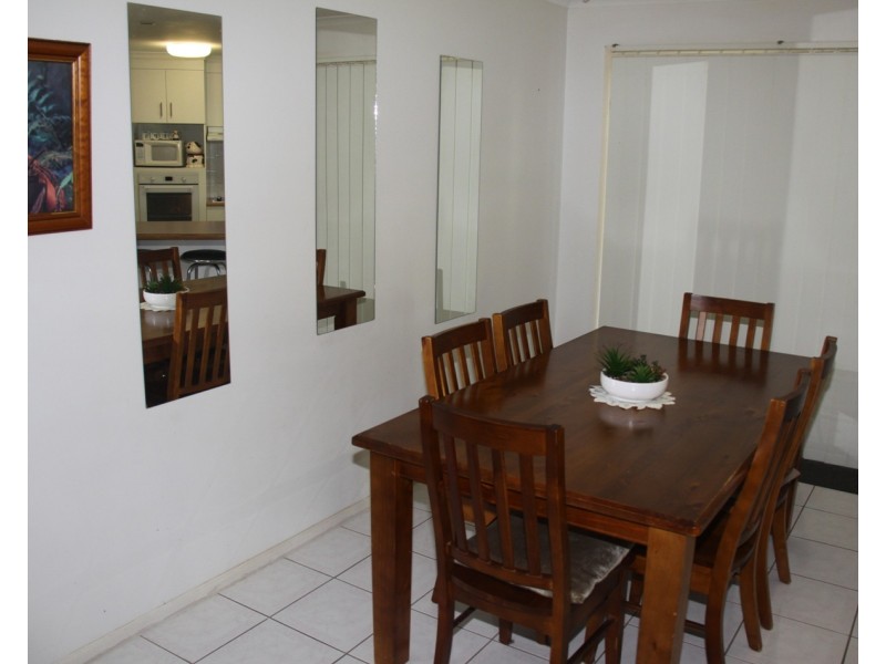 3 Kirrang Place, Boyne Island QLD 4680