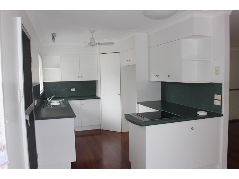 12 Neptune Street, Tannum Sands QLD 4680
