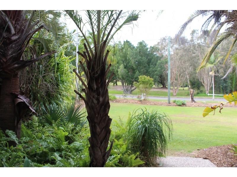 12 Neptune Street, Tannum Sands QLD 4680