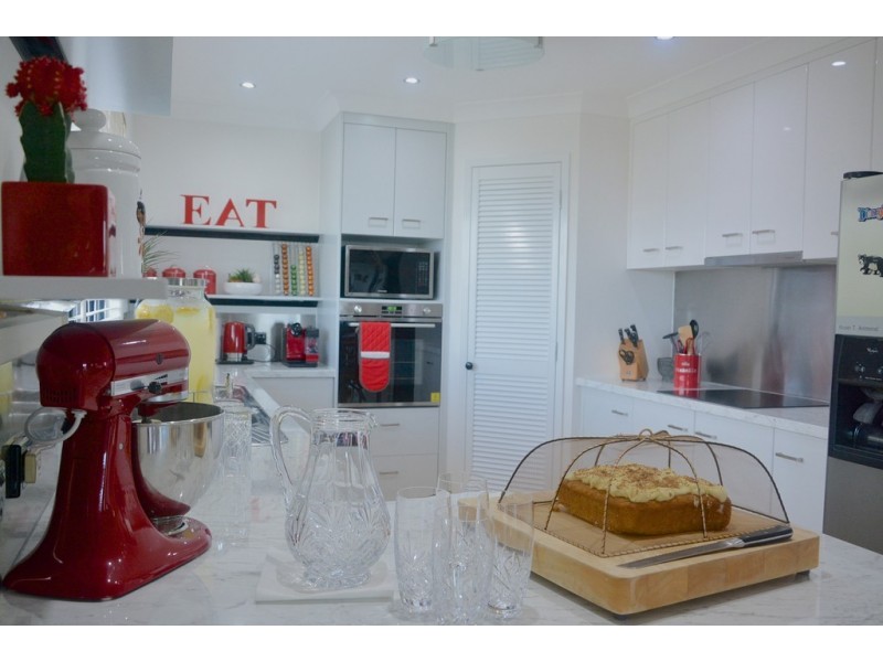 21 Jarrah Drive, Boyne Island QLD 4680