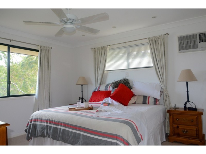 21 Jarrah Drive, Boyne Island QLD 4680