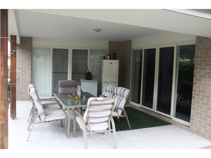 5 Wanda Drive, Boyne Island QLD 4680