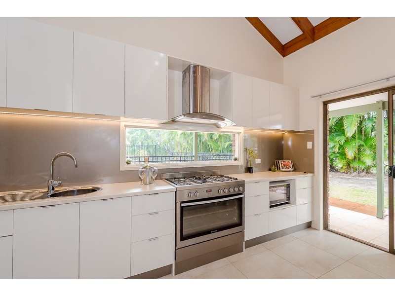 5 Selma Court, Tannum Sands QLD 4680