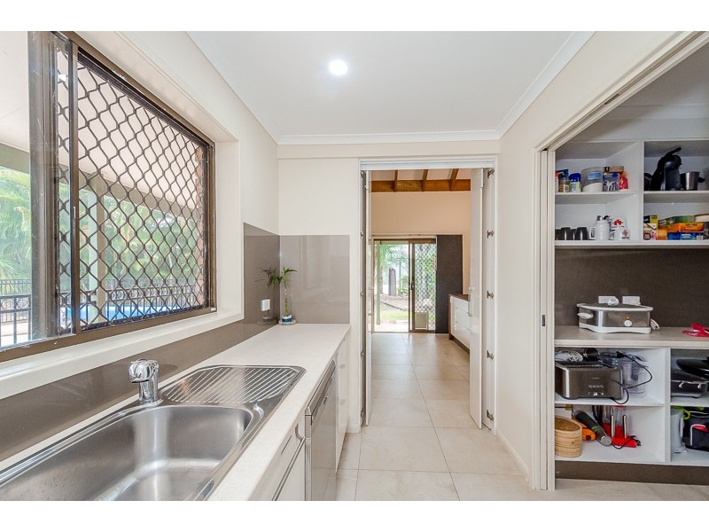 5 Selma Court, Tannum Sands QLD 4680