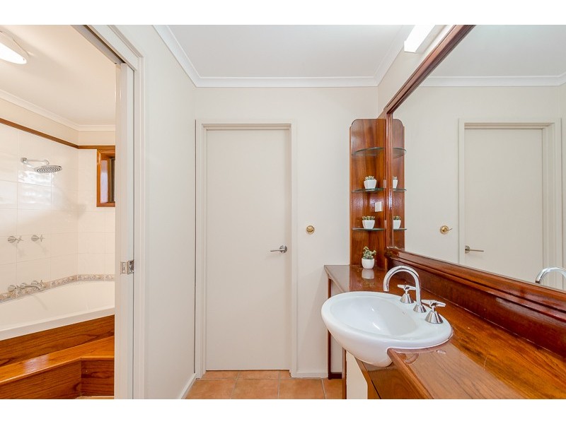 5 Selma Court, Tannum Sands QLD 4680