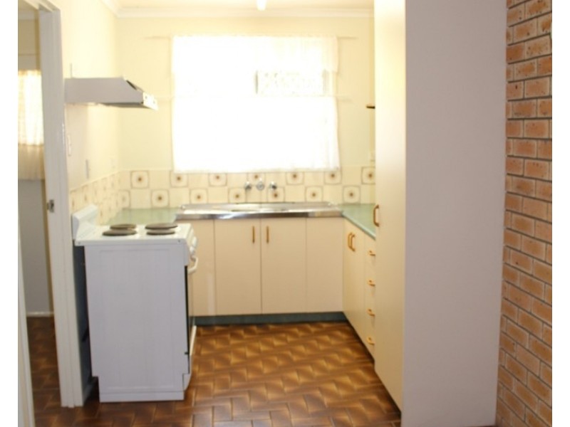 2/8 Latrobe Street, Tannum Sands QLD 4680