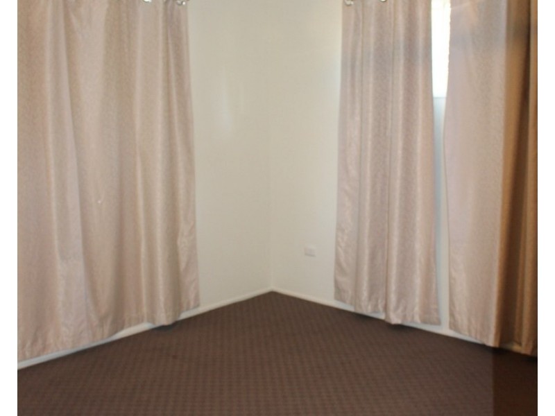 2/8 Latrobe Street, Tannum Sands QLD 4680