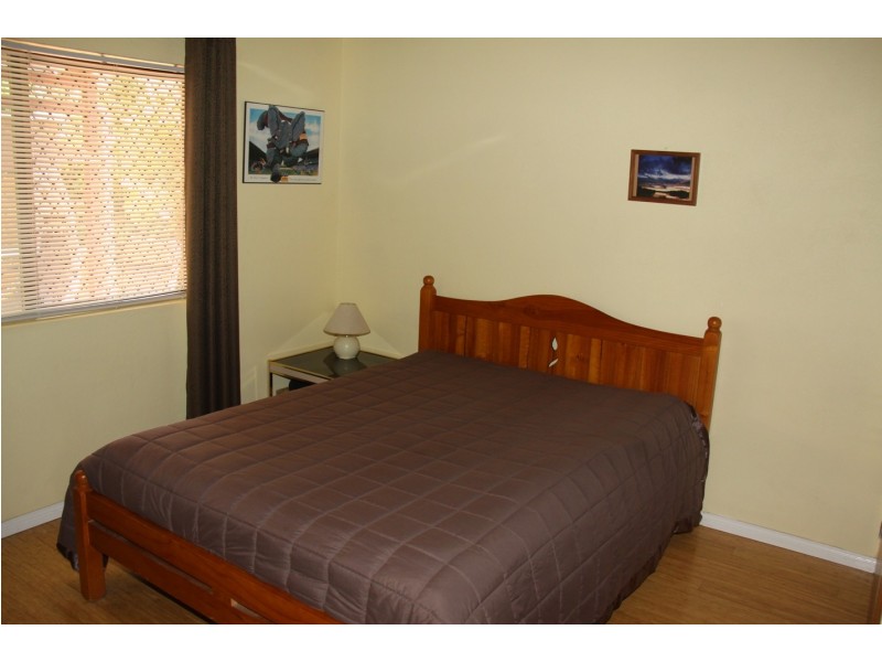 77 Malpas Street, Boyne Island QLD 4680