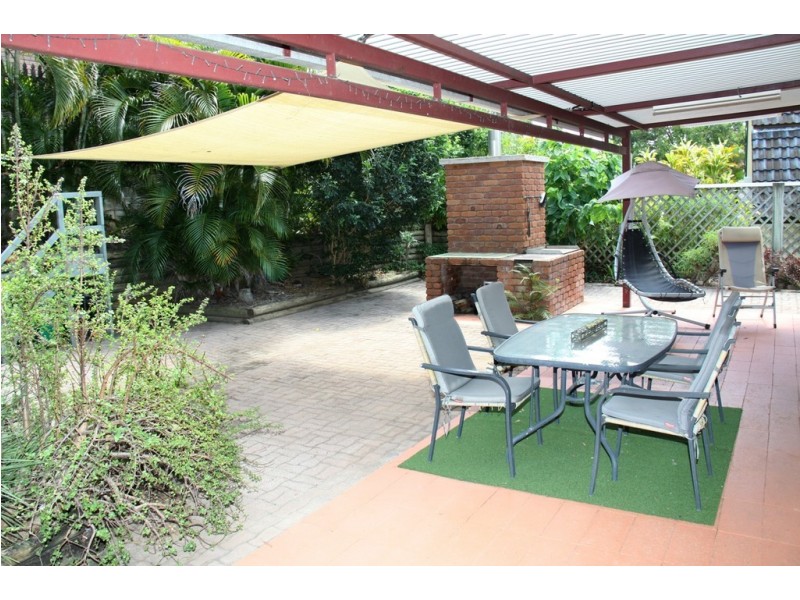 77 Malpas Street, Boyne Island QLD 4680