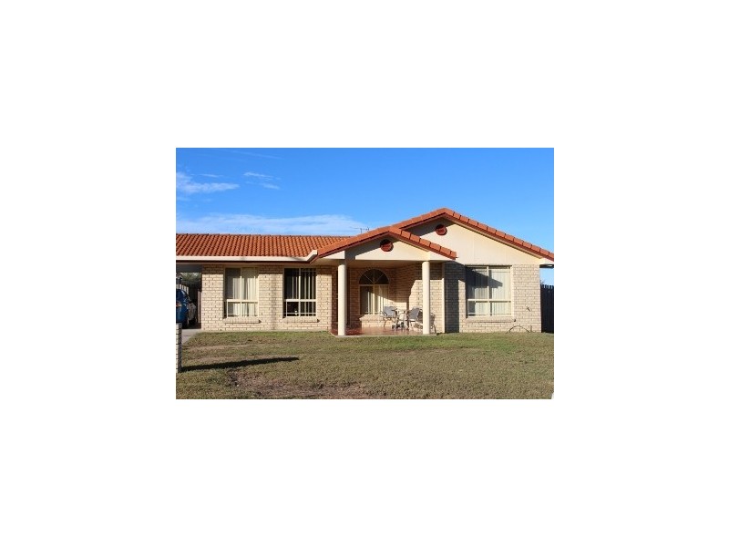 16 Jarrah drive, Boyne Island QLD 4680
