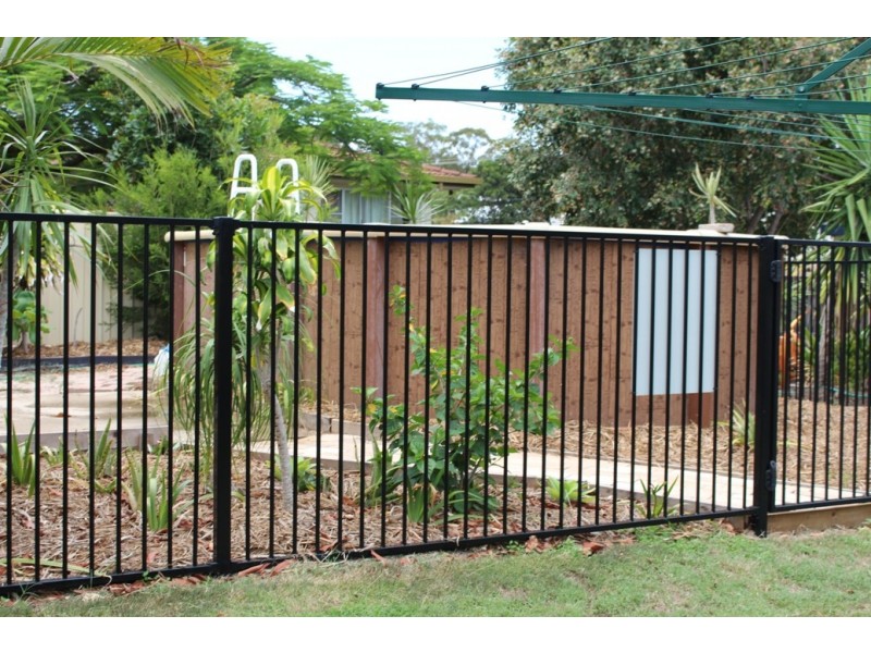 2 Elanora Street, Boyne Island QLD 4680