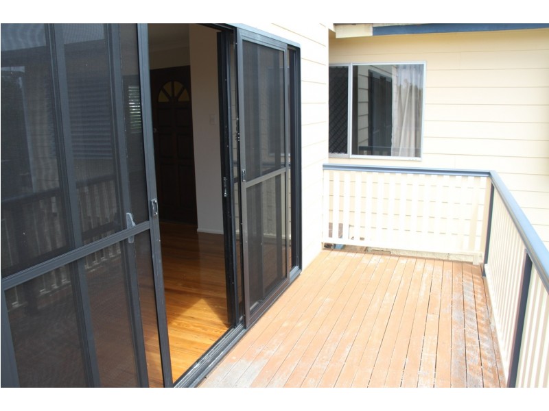 15 Swains Court, Boyne Island QLD 4680