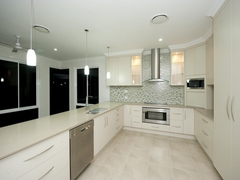 26 Riverside Drive, Tannum Sands QLD 4680
