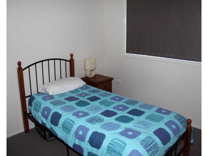 4/6 Elizabeth Street, Tannum Sands QLD 4680