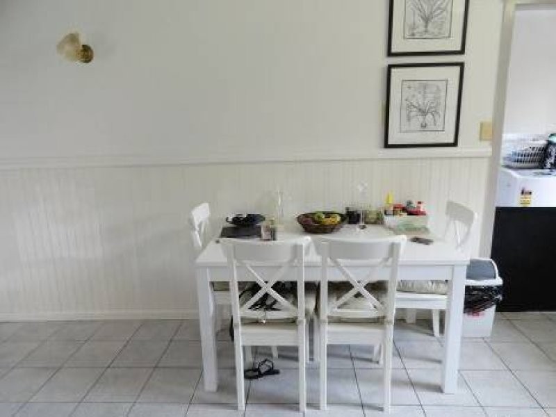 33 Centenary Drive, Boyne Island QLD 4680