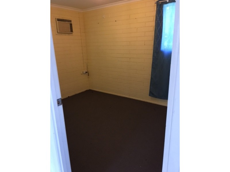 19 Katandra st, Boyne Island QLD 4680