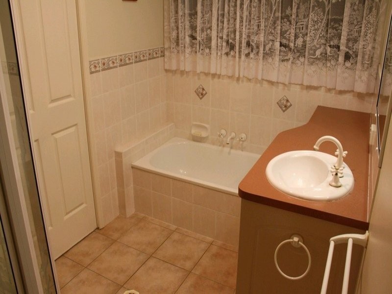 1 Cobalt Crescent, Tannum Sands QLD 4680