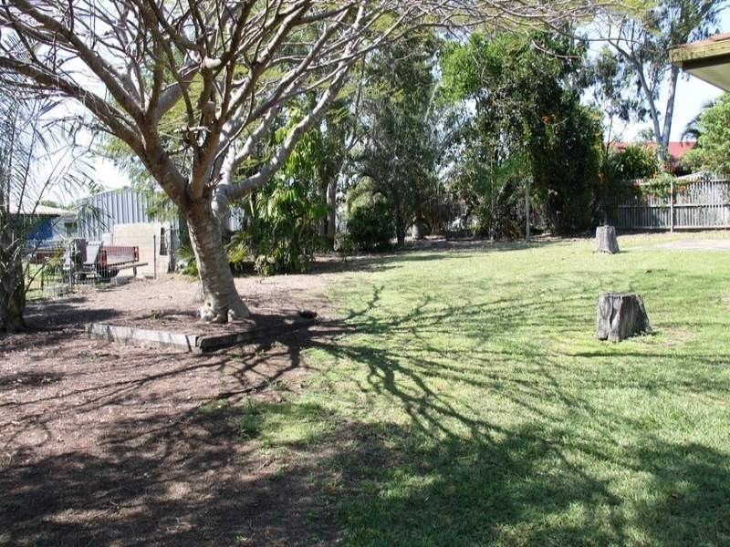 4 Elanora Street, Boyne Island QLD 4680