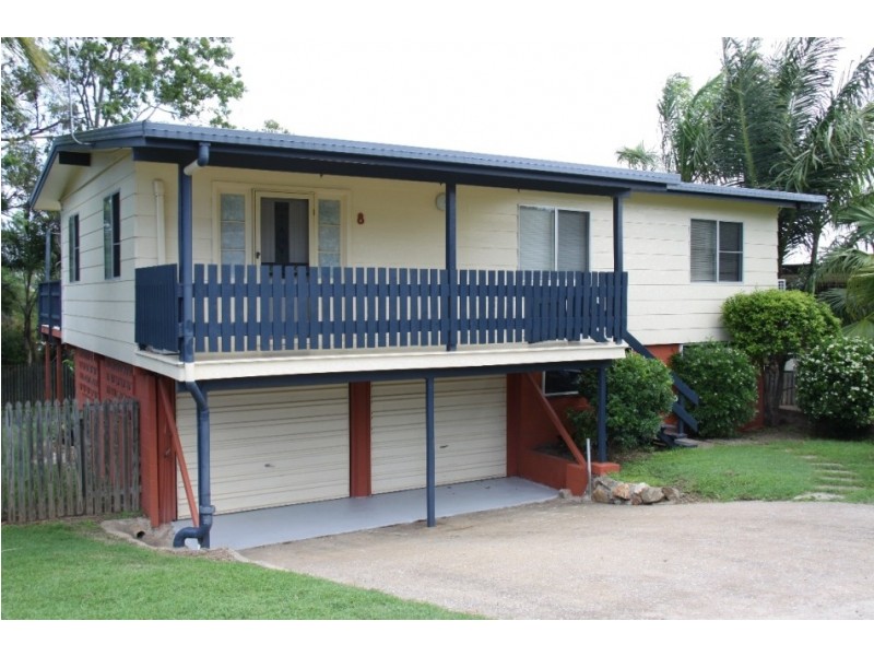 8 Marina Avenue, Boyne Island QLD 4680