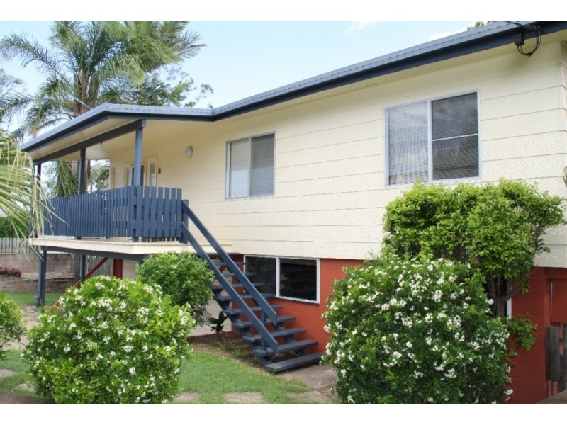 8 Marina Avenue, Boyne Island QLD 4680