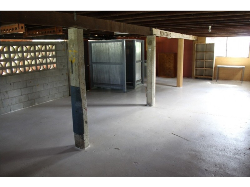 8 Marina Avenue, Boyne Island QLD 4680