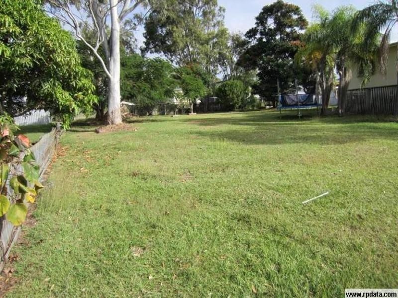 1 Yukana Street, Boyne Island QLD 4680