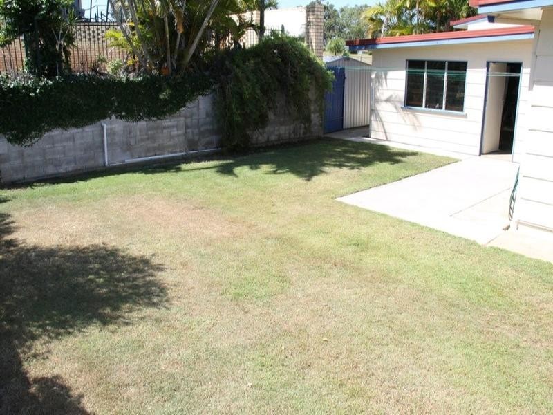 19 Wyndham Avenue, Boyne Island QLD 4680