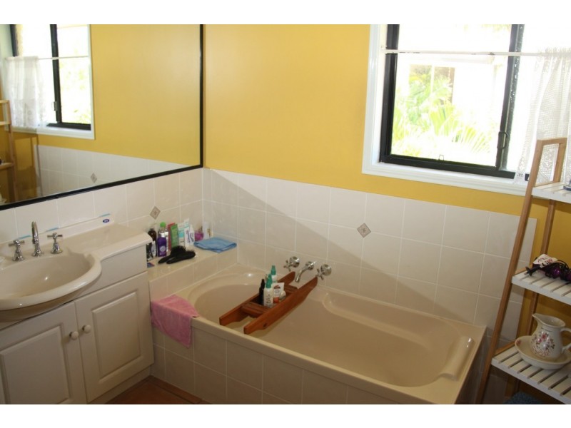 40 Keating st, Tannum Sands QLD 4680
