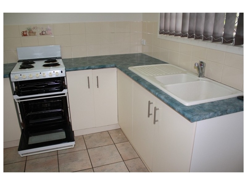 2/6 Elizabeth street, Tannum Sands QLD 4680