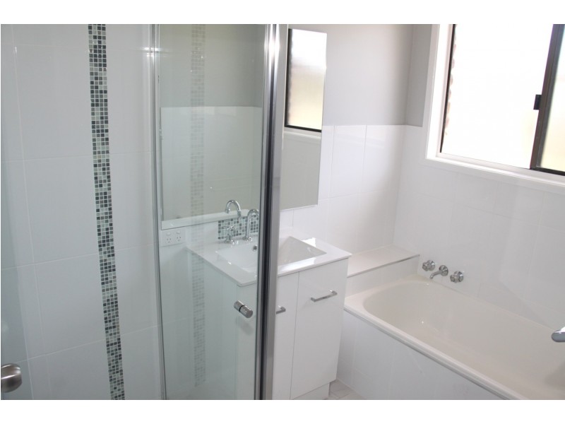 18 Macedon Street, Tannum Sands QLD 4680