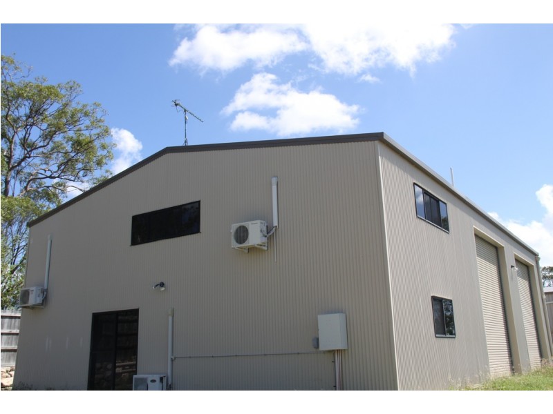 1 Plimsoll Ct, Tannum Sands QLD 4680