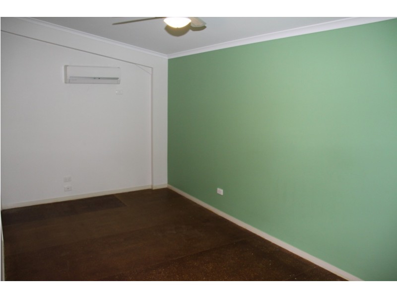 1 Plimsoll Ct, Tannum Sands QLD 4680