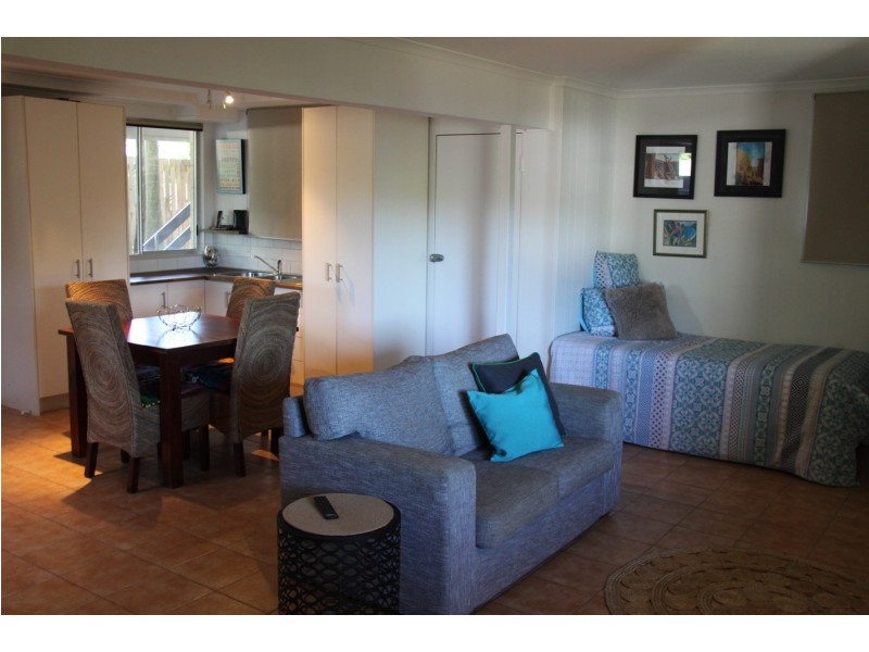 10 Alfred Street, Tannum Sands QLD 4680