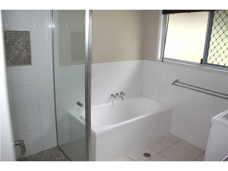 23 Beltana Drive, Boyne Island QLD 4680