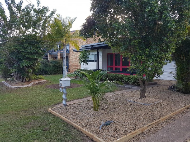 41 Tarcoola, Boyne Island QLD 4680