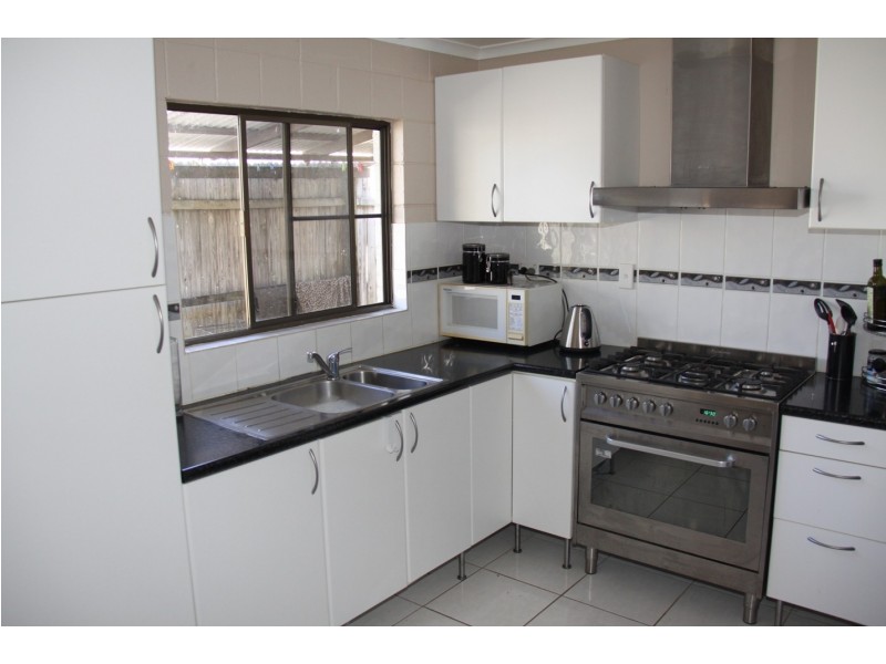 3 Richmond Court, Boyne Island QLD 4680