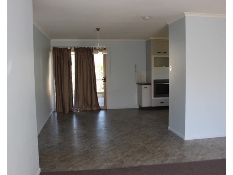 37 Brin Street, Boyne Island QLD 4680