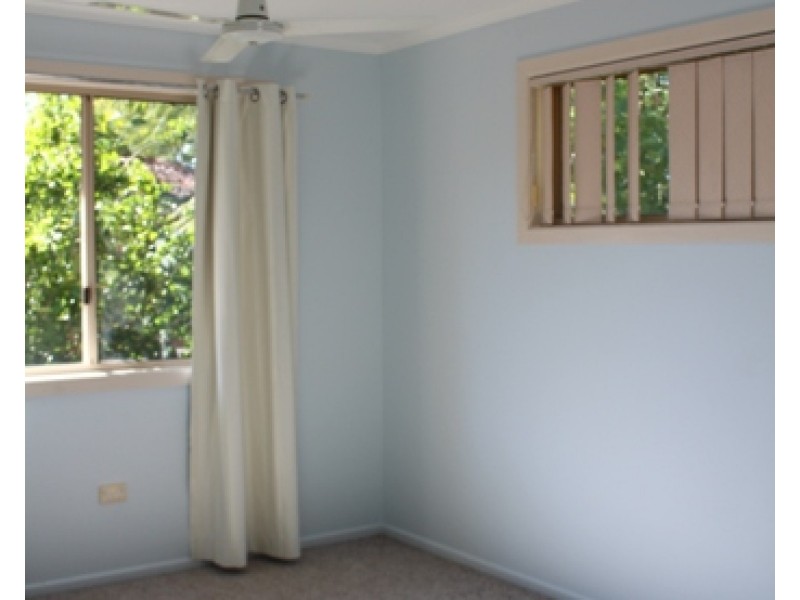 37 Brin Street, Boyne Island QLD 4680