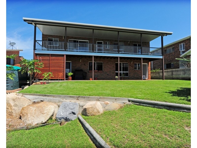 70 Booth Avenue, Tannum Sands QLD 4680