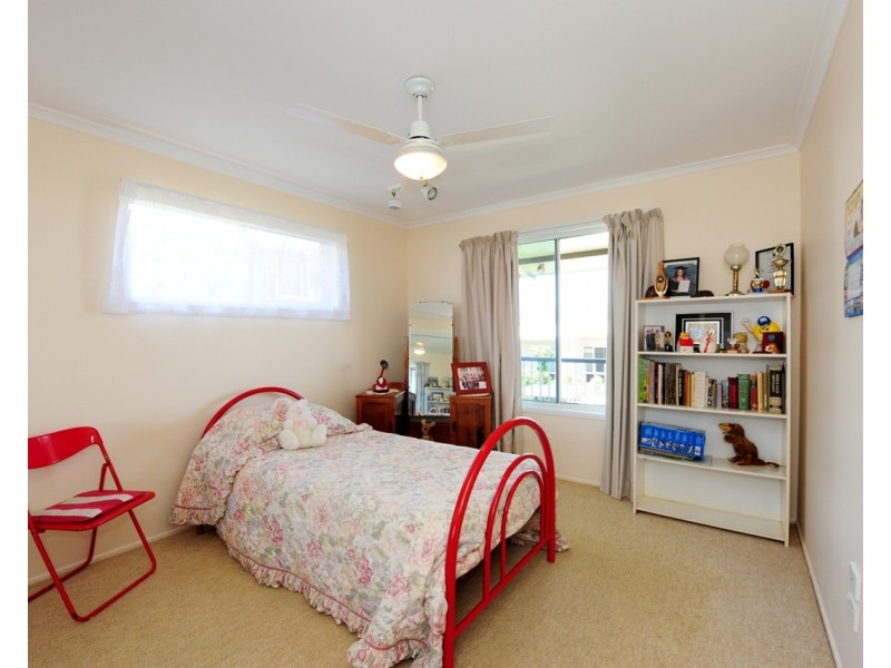 70 Booth Avenue, Tannum Sands QLD 4680